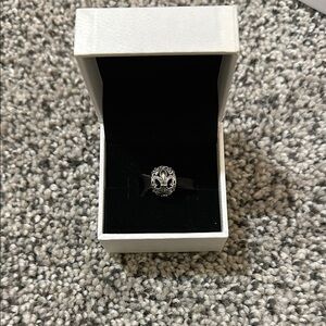 Pandora Fleur de lis charm. In excellent condition